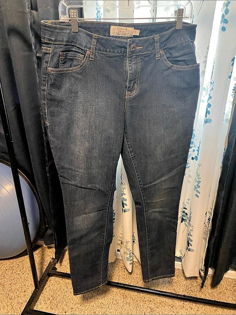 Torrid Skinny Jeans Waist 12S